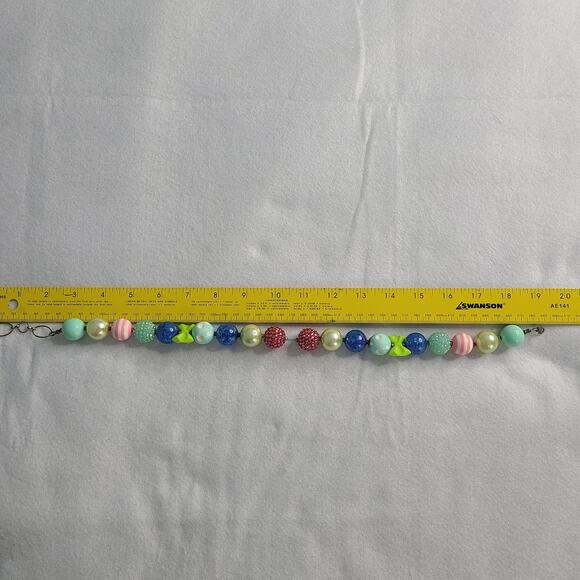 Bubblegum Pastels Sensory Textures Necklace *KIDS SIZE* 17" for kids 3+ yrs old - Picture 2 of 5